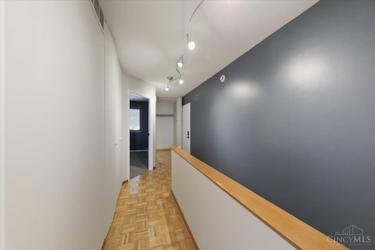 2138 Ohio Avenue, Cincinnati, OH, 45219 — photo 28