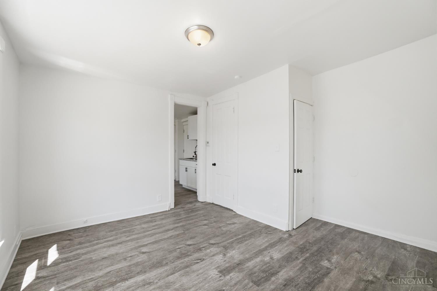 4569 Edgewood Avenue, Cincinnati, OH, 45232 — photo 33