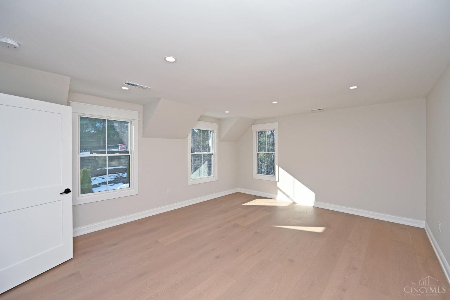 1080 Tuscany Place, Cincinnati, OH, 45226 — photo 30