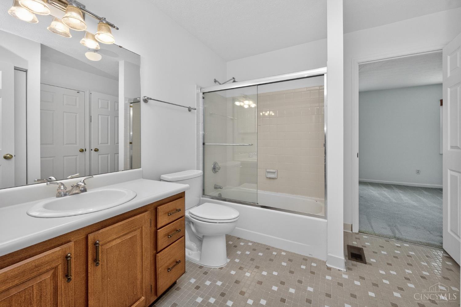 6355 Corbly Road #4, Cincinnati, OH, 45230 — photo 24