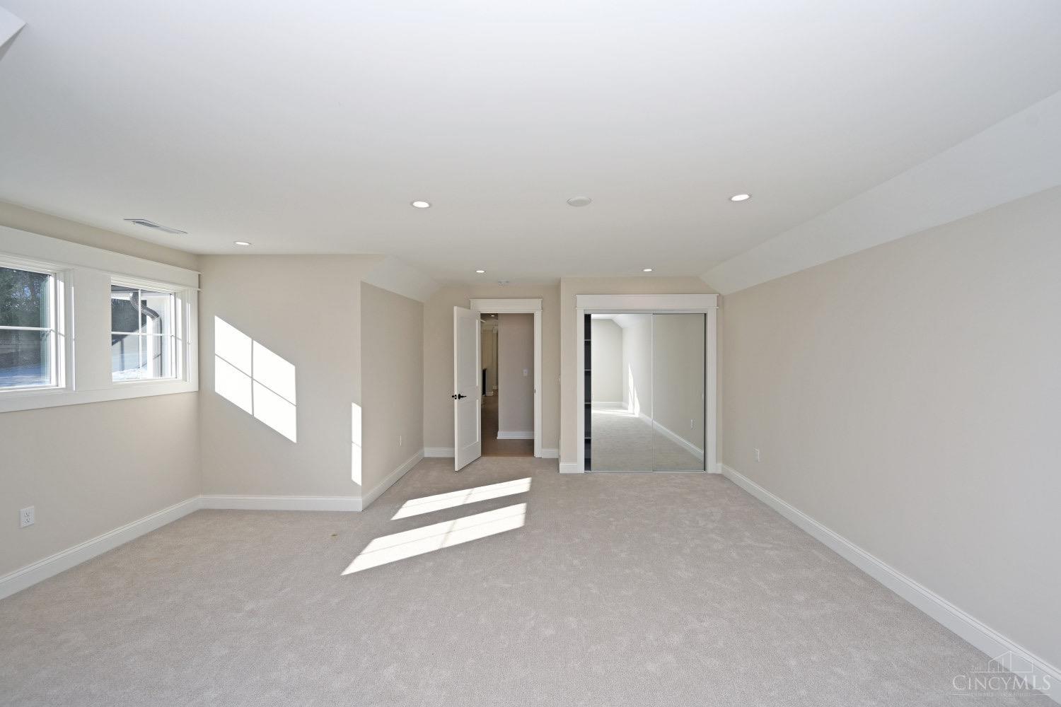 1080 Tuscany Place, Cincinnati, OH, 45226 — photo 46