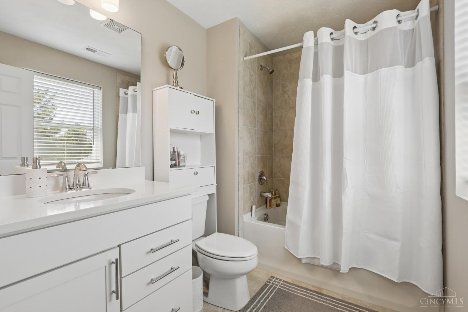 8201 Stone Drive, West Chester, OH, 45241 — photo 42