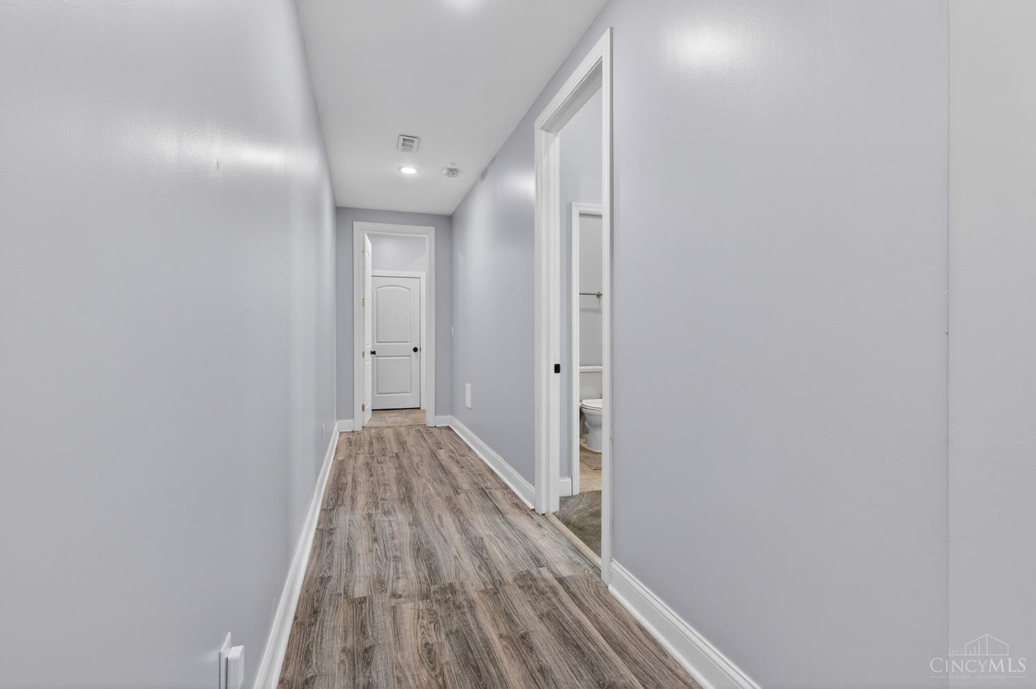 916 York Street, Cincinnati, OH, 45214 — photo 27