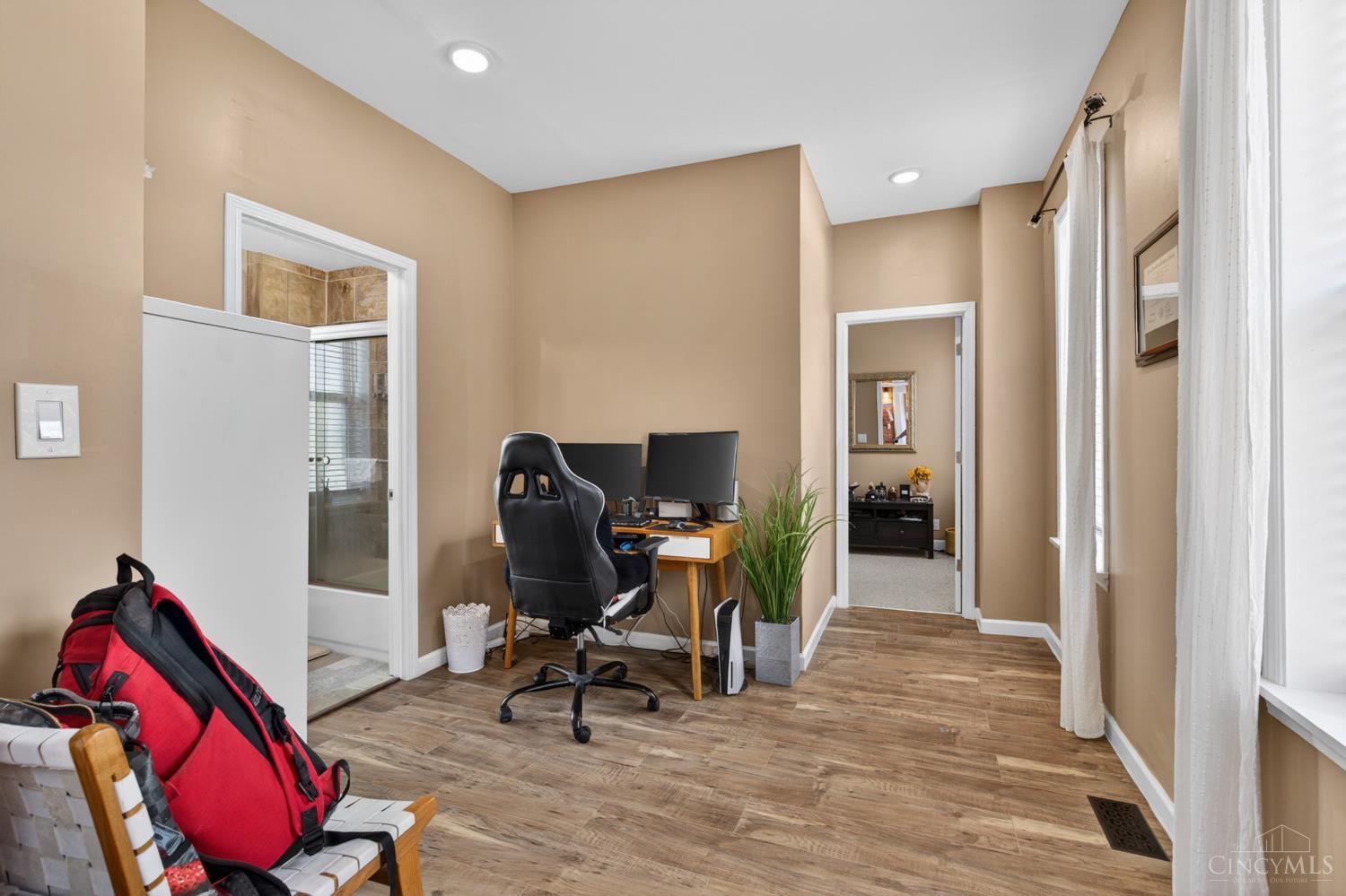 916 York Street, Cincinnati, OH, 45214 — photo 62