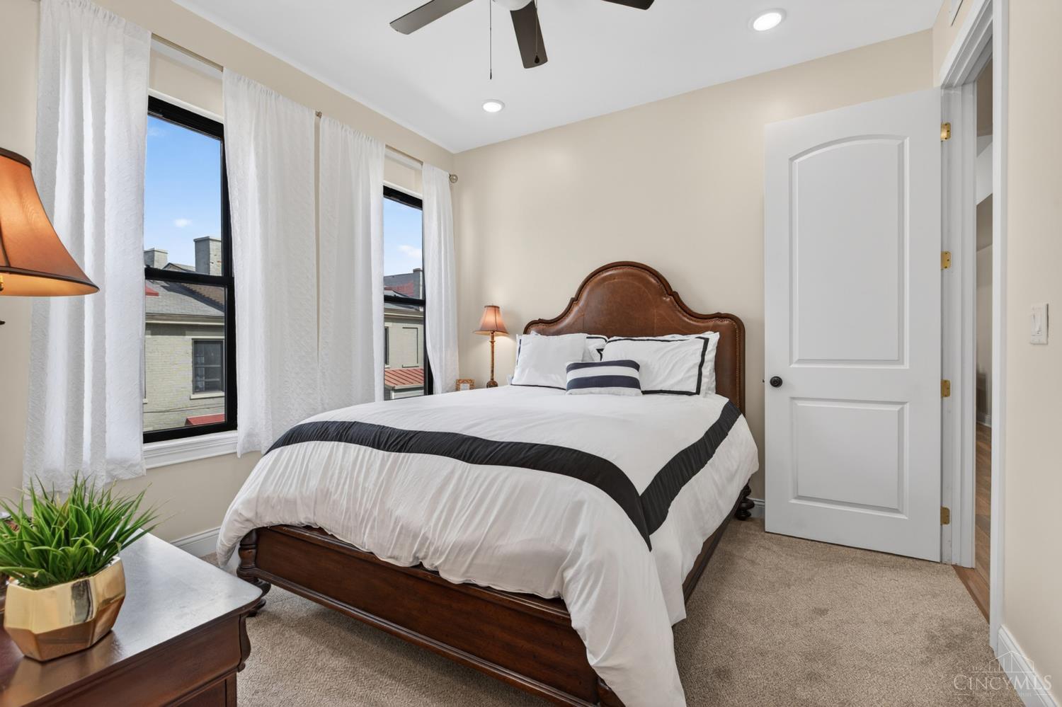 916 York Street, Cincinnati, OH, 45214 — photo 34