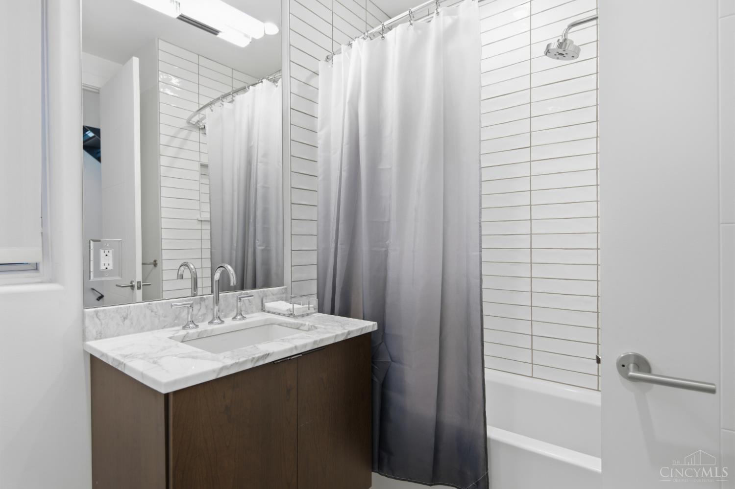 404 Baum Street, Cincinnati, OH, 45202 — photo 29