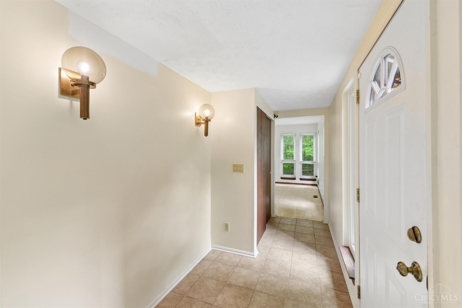 13 Cherokee Trail, New Richmond, OH, 45157 — photo 5