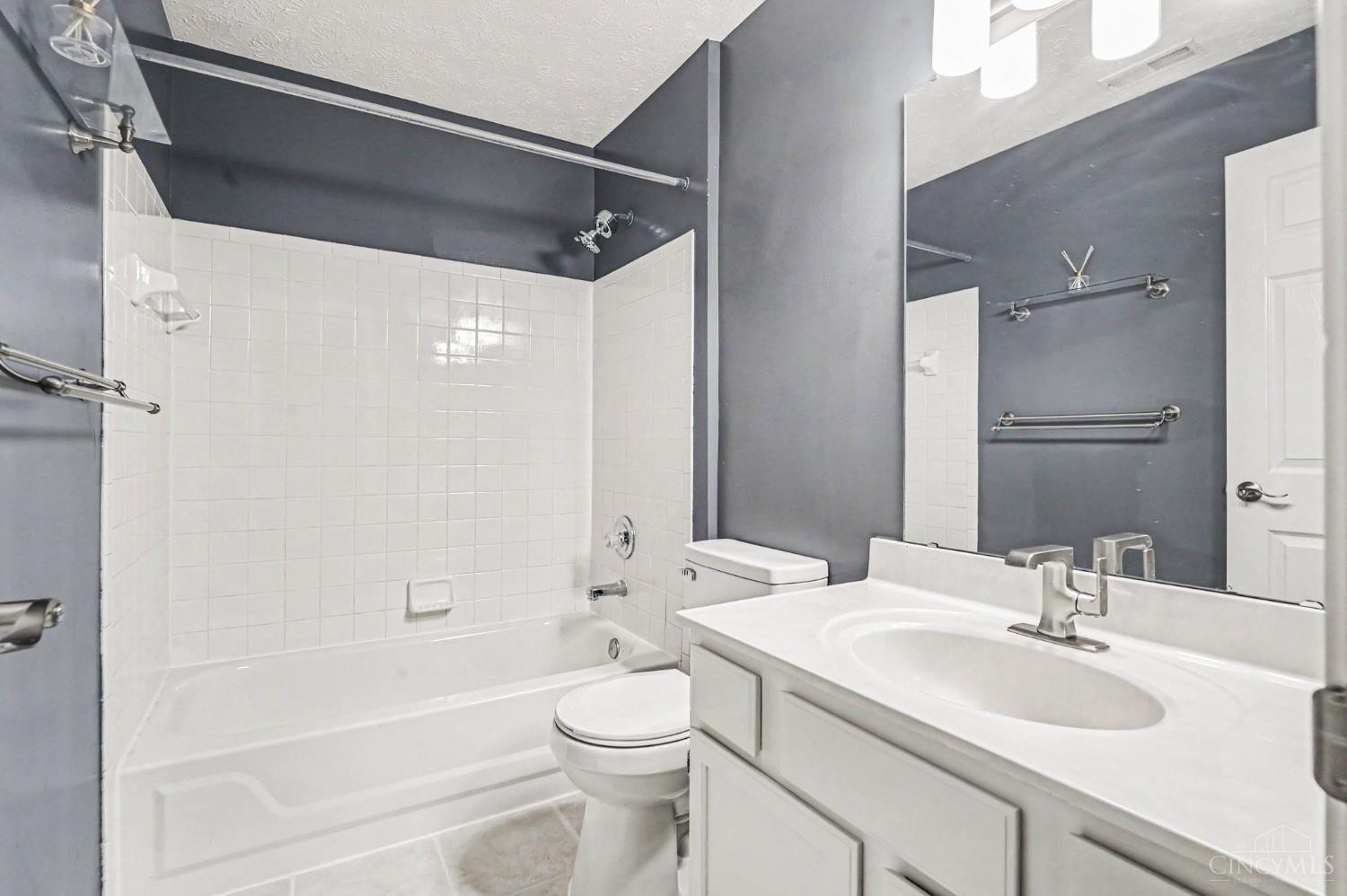 410 Carrington Lane #311, Loveland, OH, 45140 — photo 9