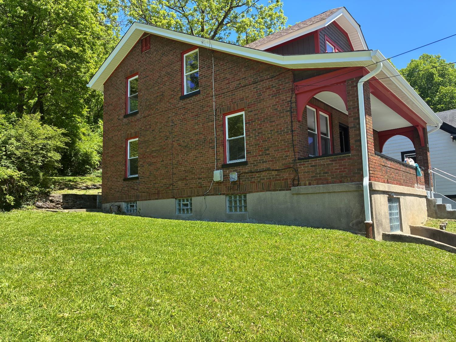 Homes for sale in Cincinnati, OH | 2044 Queen City Ave, Cincinnati, OH 45214 | MLS# 1879028