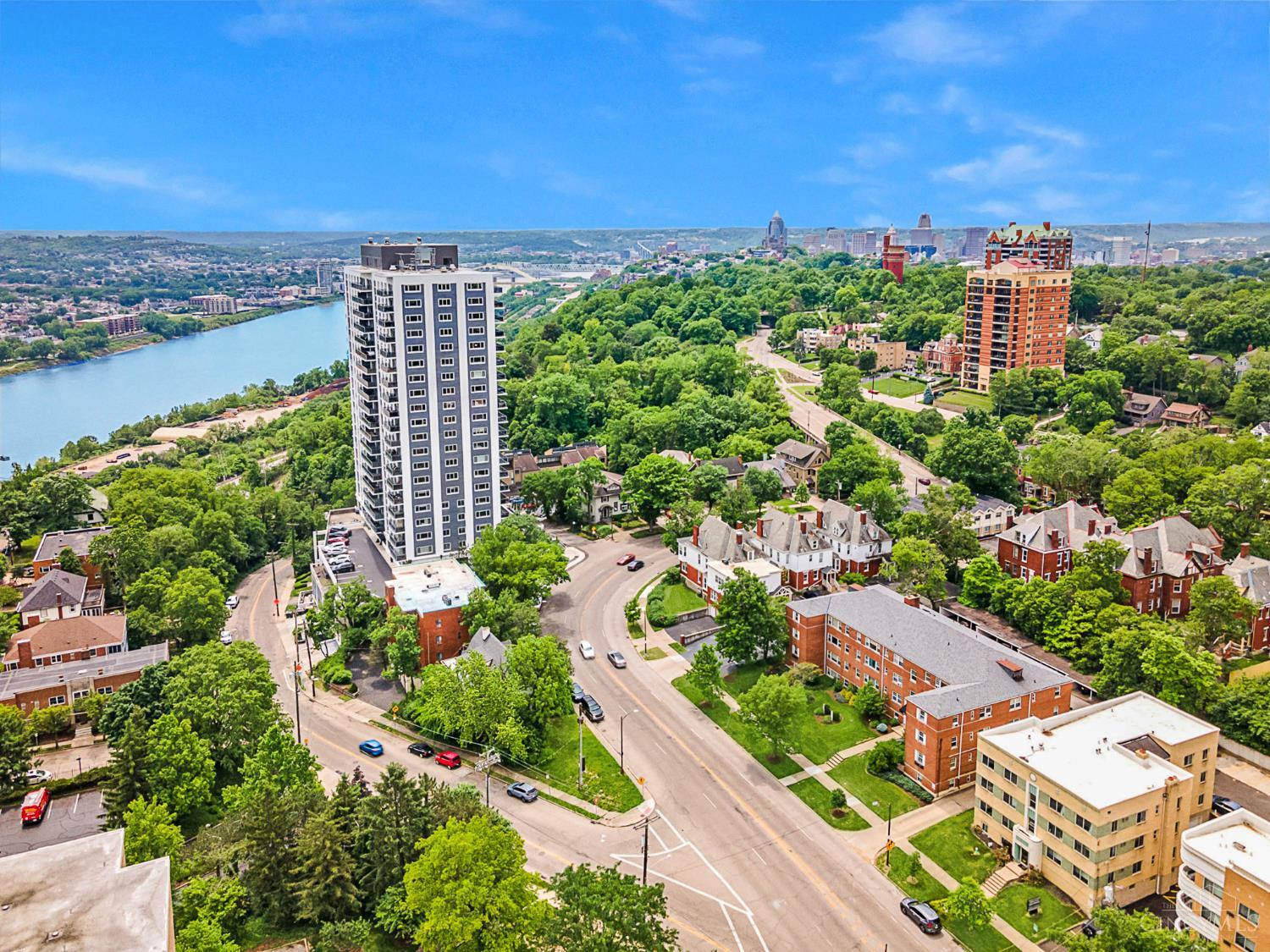 2200 Victory Parkway #709, Cincinnati, OH, 45206