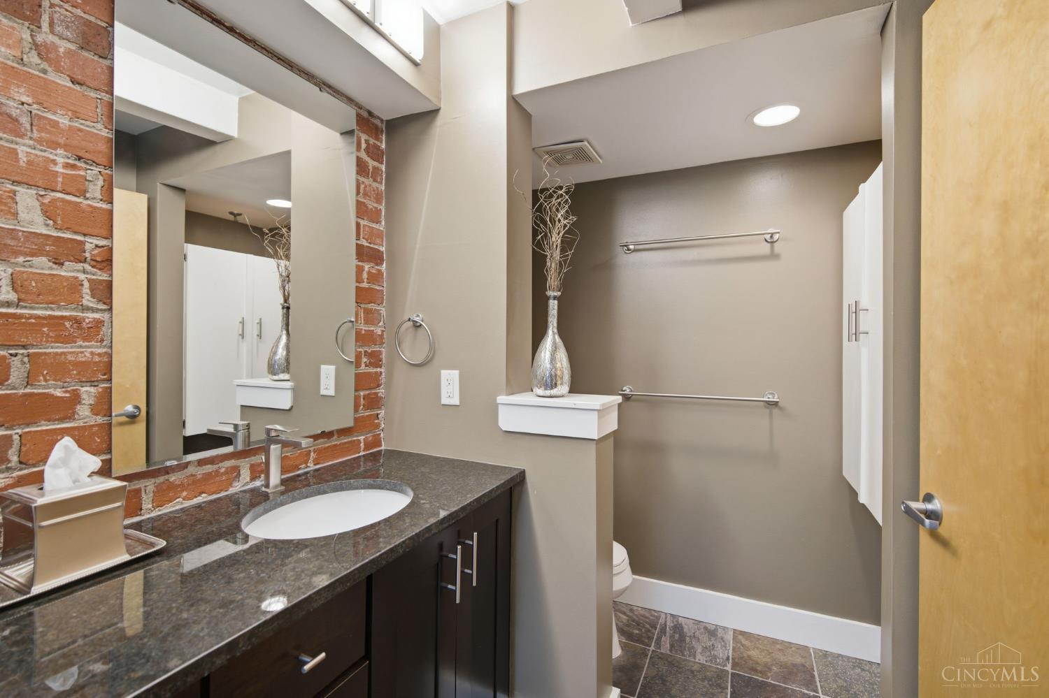 26 Sixth Street #803, Cincinnati, OH, 45202 — photo 40
