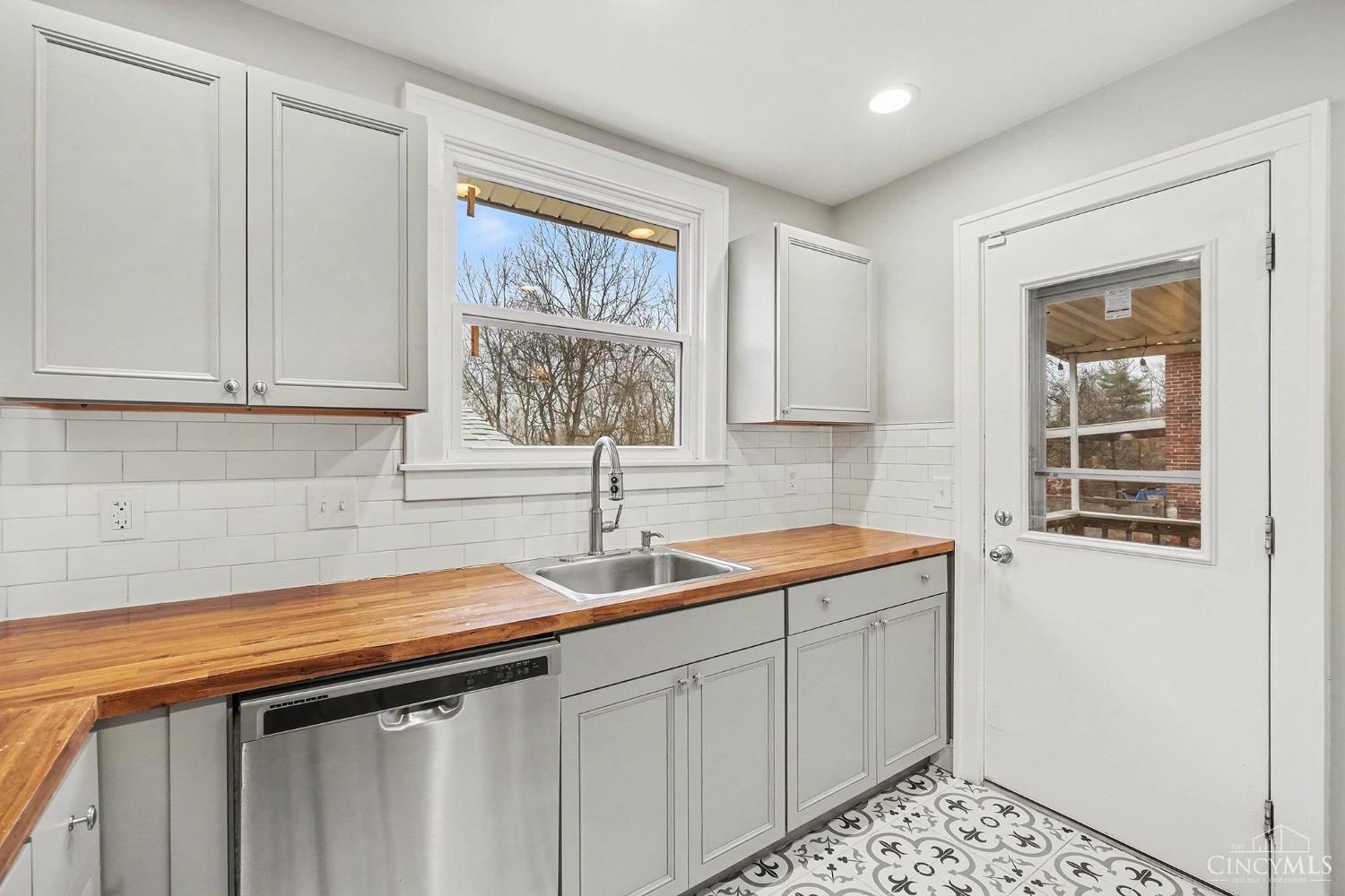 3519 McHenry, Cincinnati, OH, 45225 — photo 10