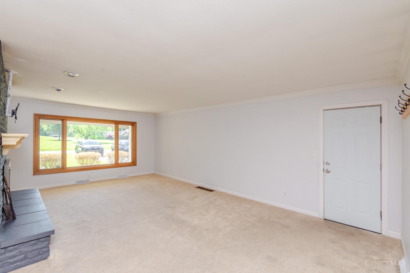 5665 Little Sugar Creek Road, Sugarcreek Twp, OH, 45440 — photo 8
