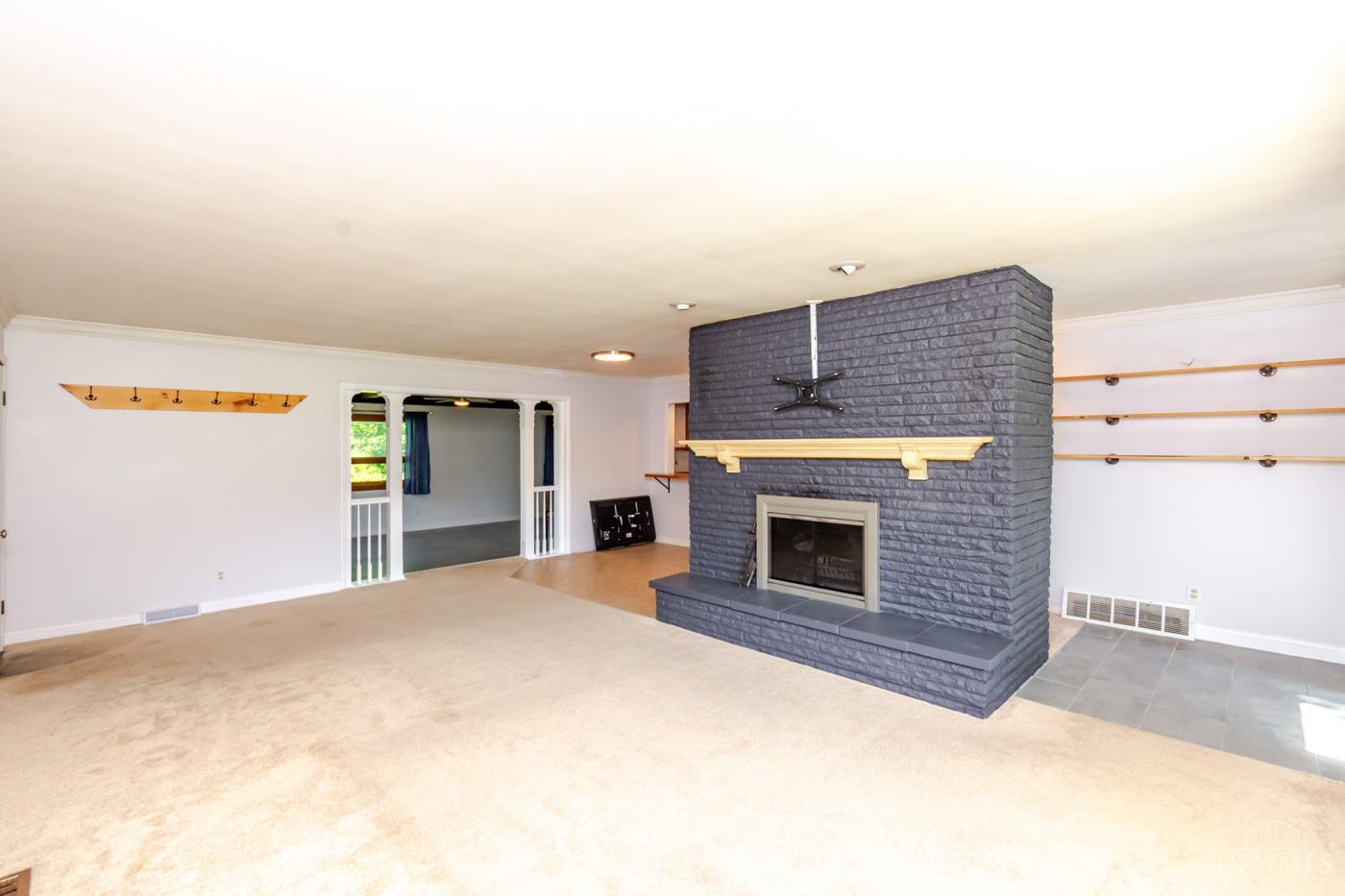 5665 Little Sugar Creek Road, Sugarcreek Twp, OH, 45440 — photo 6
