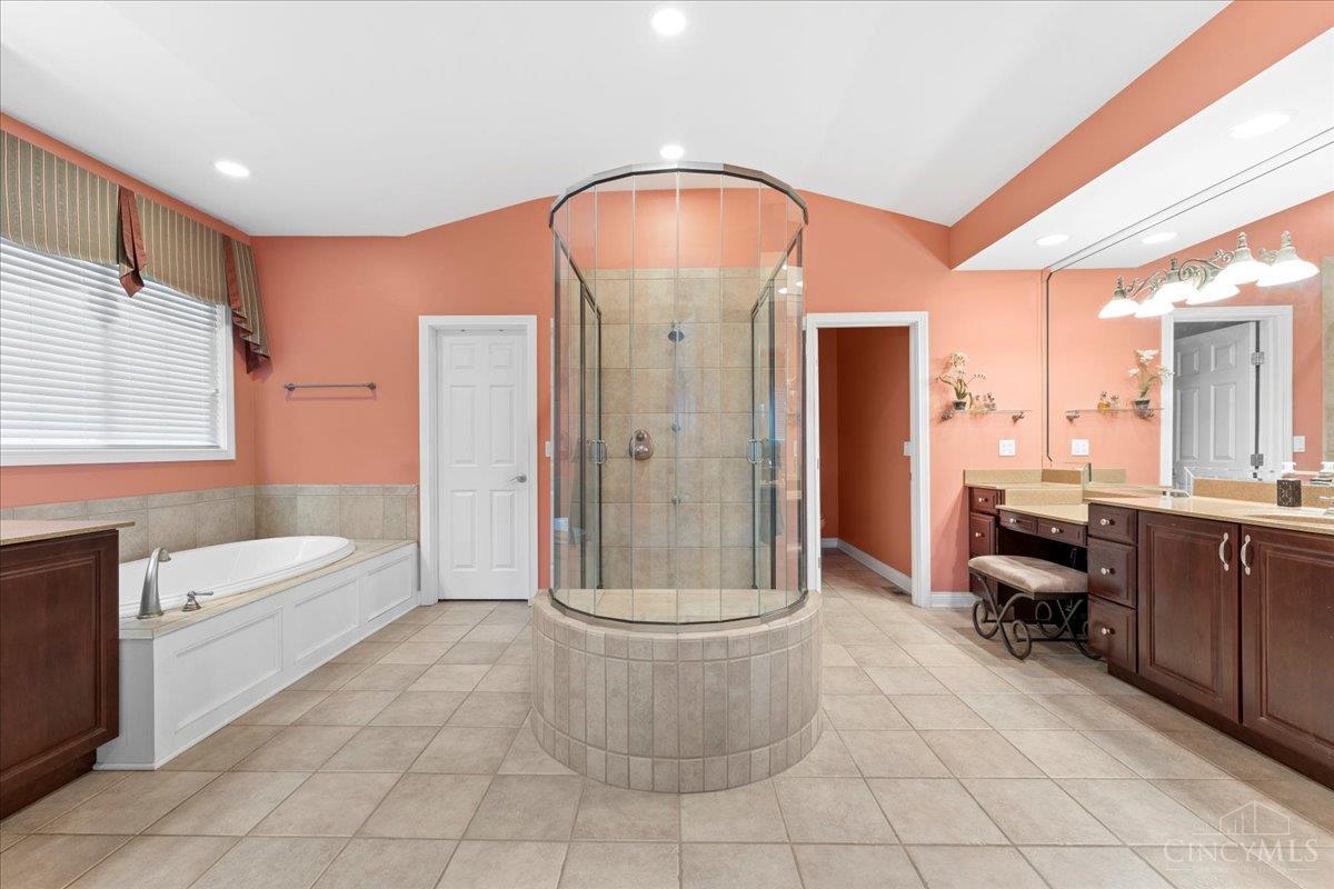 7644 Millikin Road, Liberty Twp, OH, 45044 — photo 22