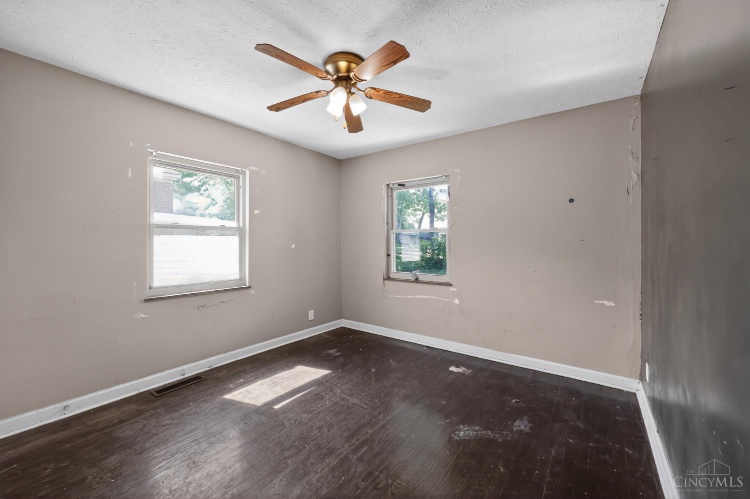 1323 Woodland Avenue, Springfield Twp., OH, 45237 — photo 13