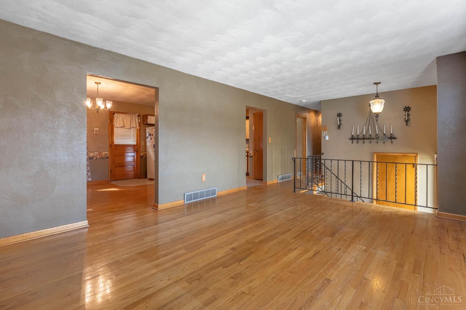 903 Dunaway Street, Miamisburg, OH, 45342 — photo 2