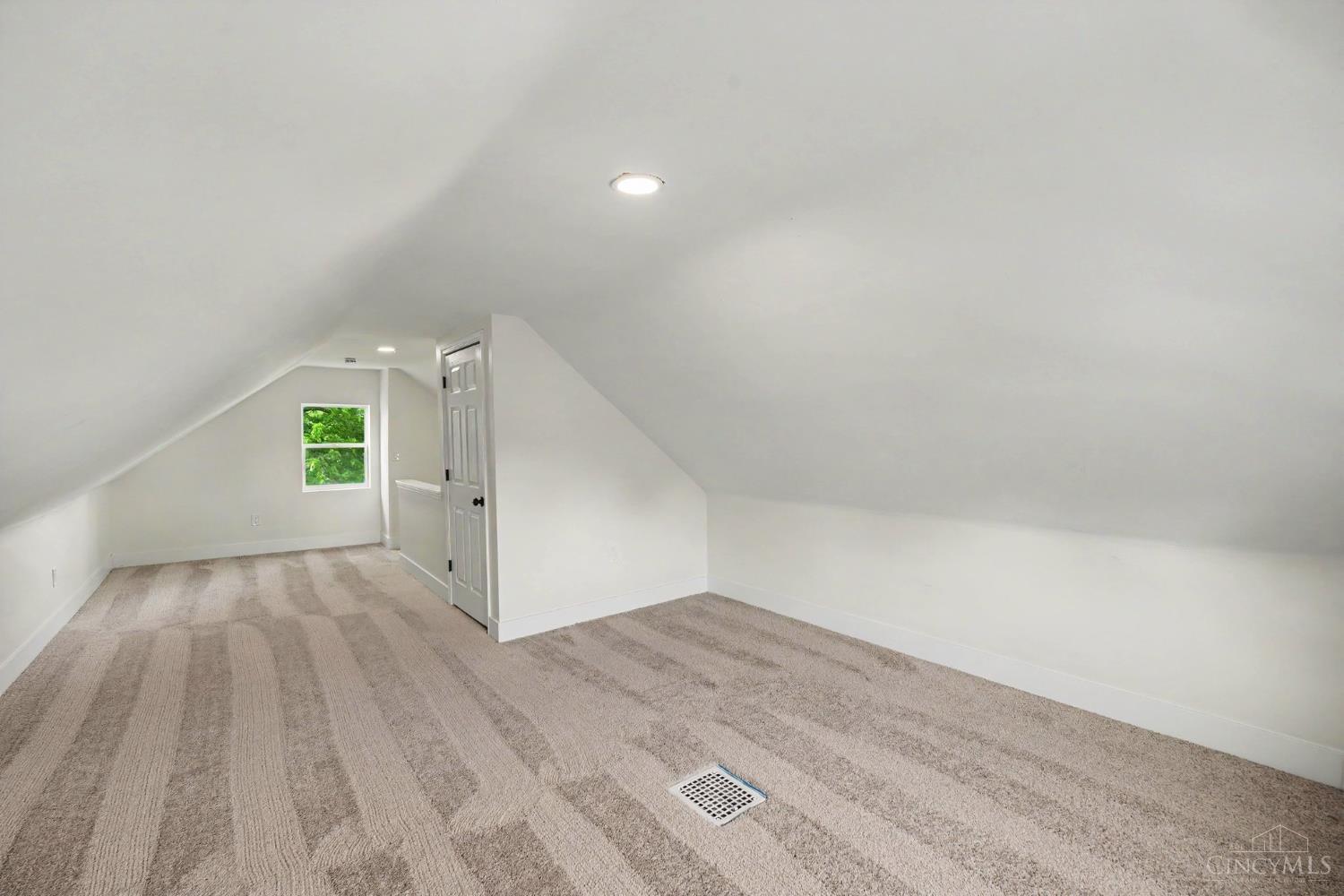 1637 Dauner Avenue, Cincinnati, OH, 45207 — photo 22