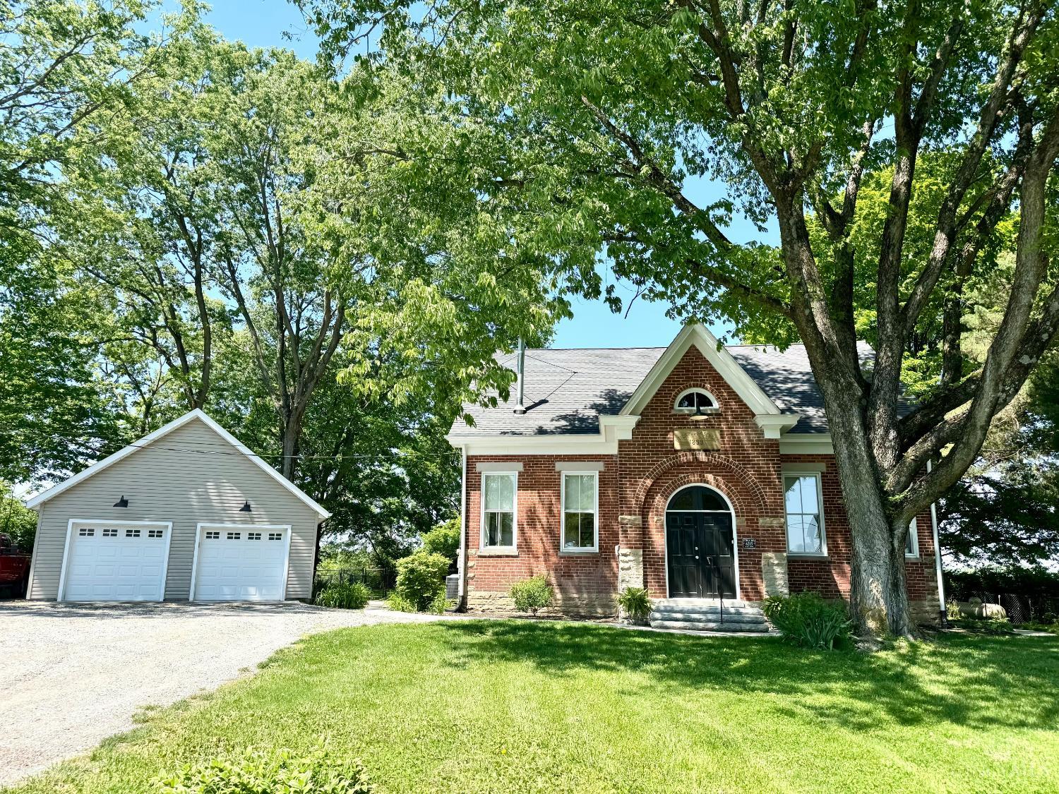 Homes for sale in Clearcreek Twp., OH | 4215 Utica, Clearcreek Twp., OH 45036 | MLS# 1879663