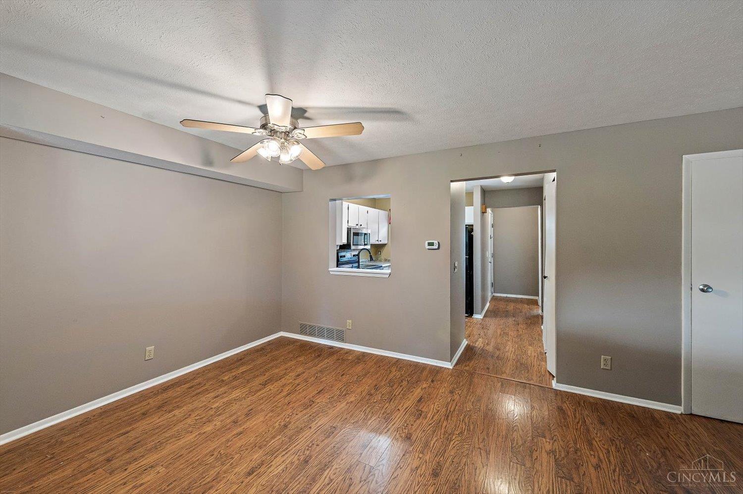 4946 Columbia Circle, West Chester, OH, 45011 — photo 4