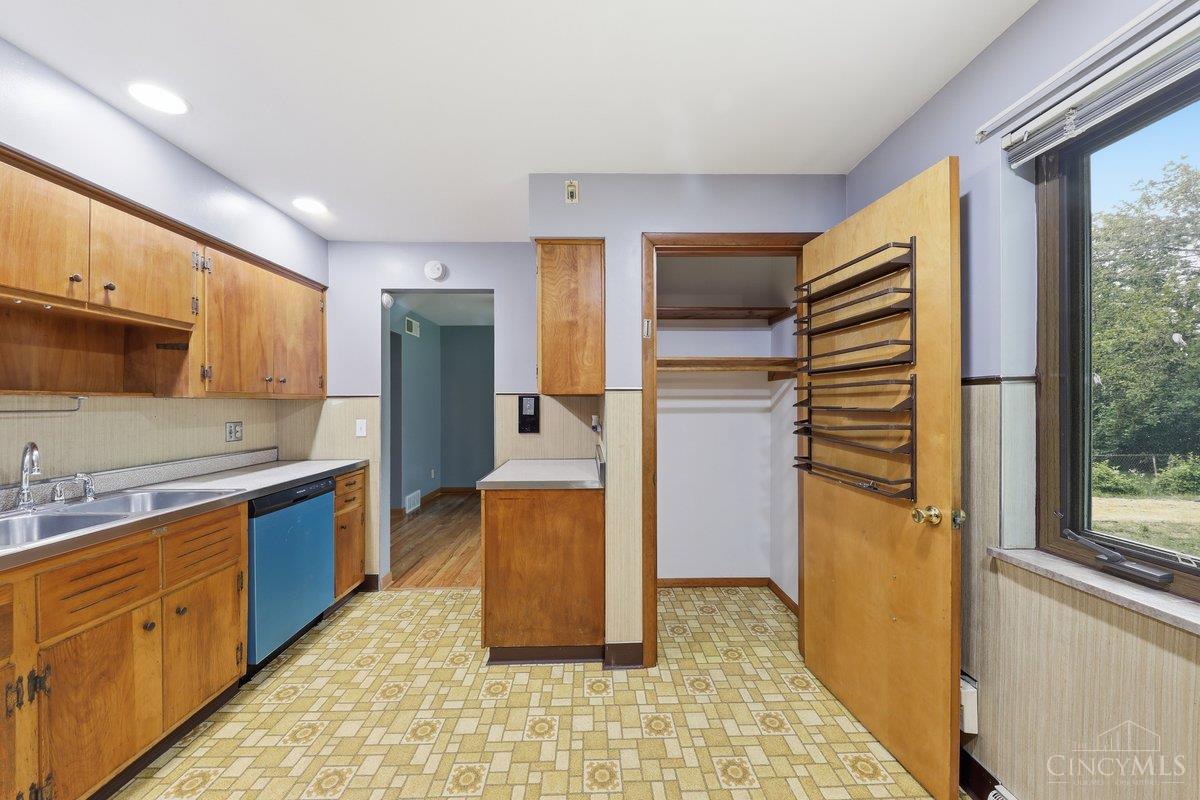3367 Nandale Drive, Cincinnati, OH, 45239 — photo 16