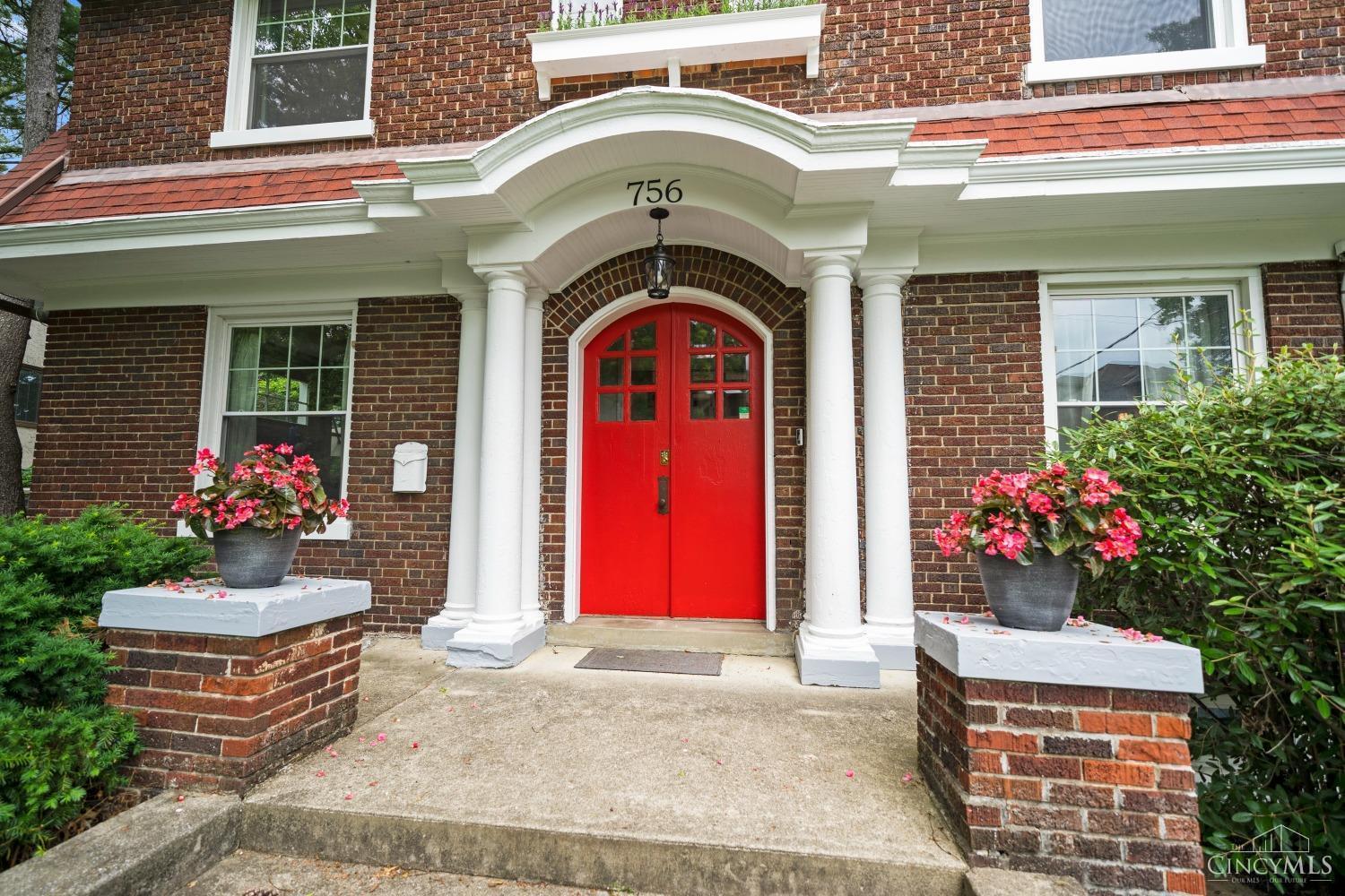 756 Clinton Springs Avenue, Cincinnati, OH, 45229 — photo 4