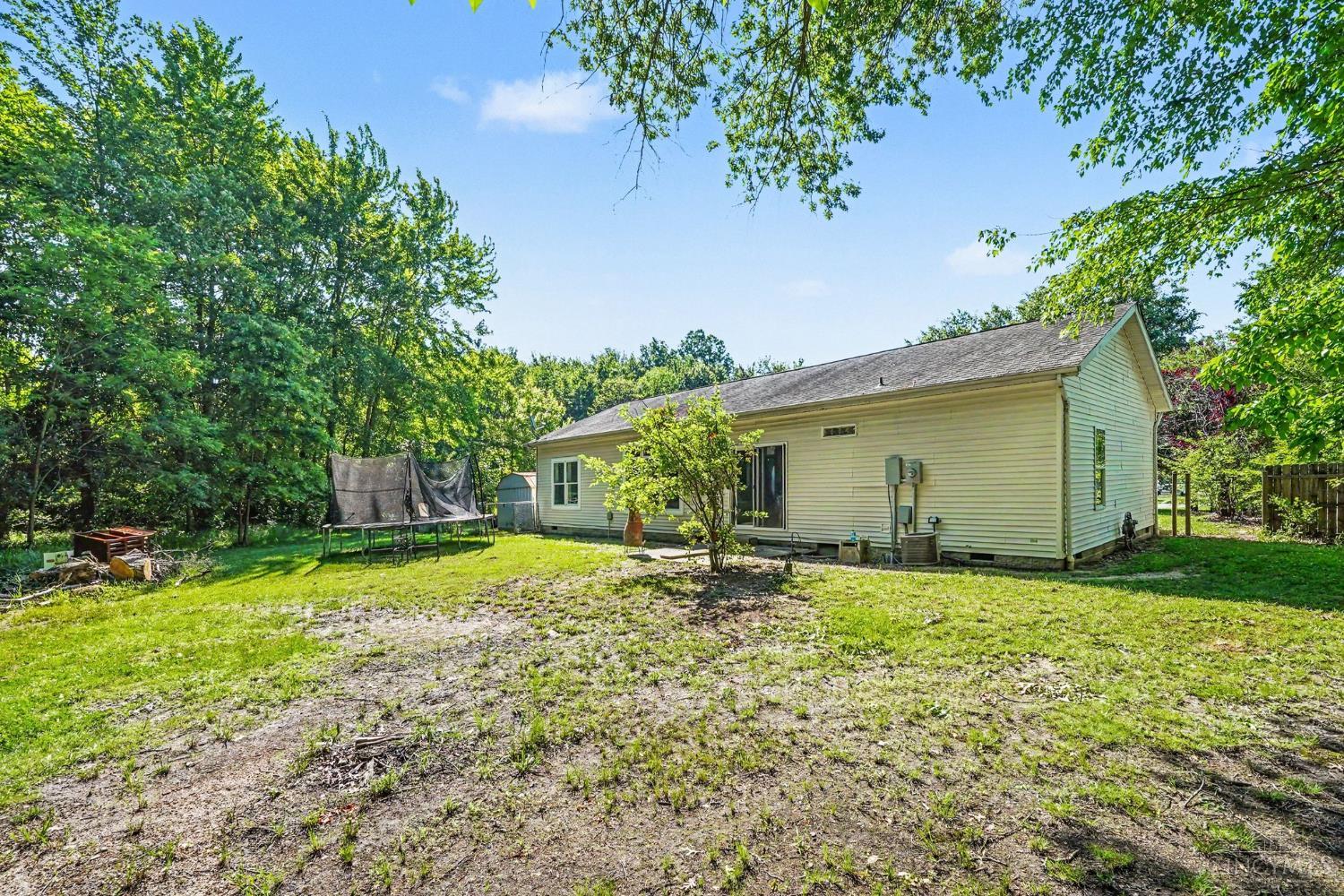 Homes for sale in Williamsburg Twp, OH | 4229 E Fork Hills Dr, Williamsburg Twp, OH 45103 | MLS# 1879872