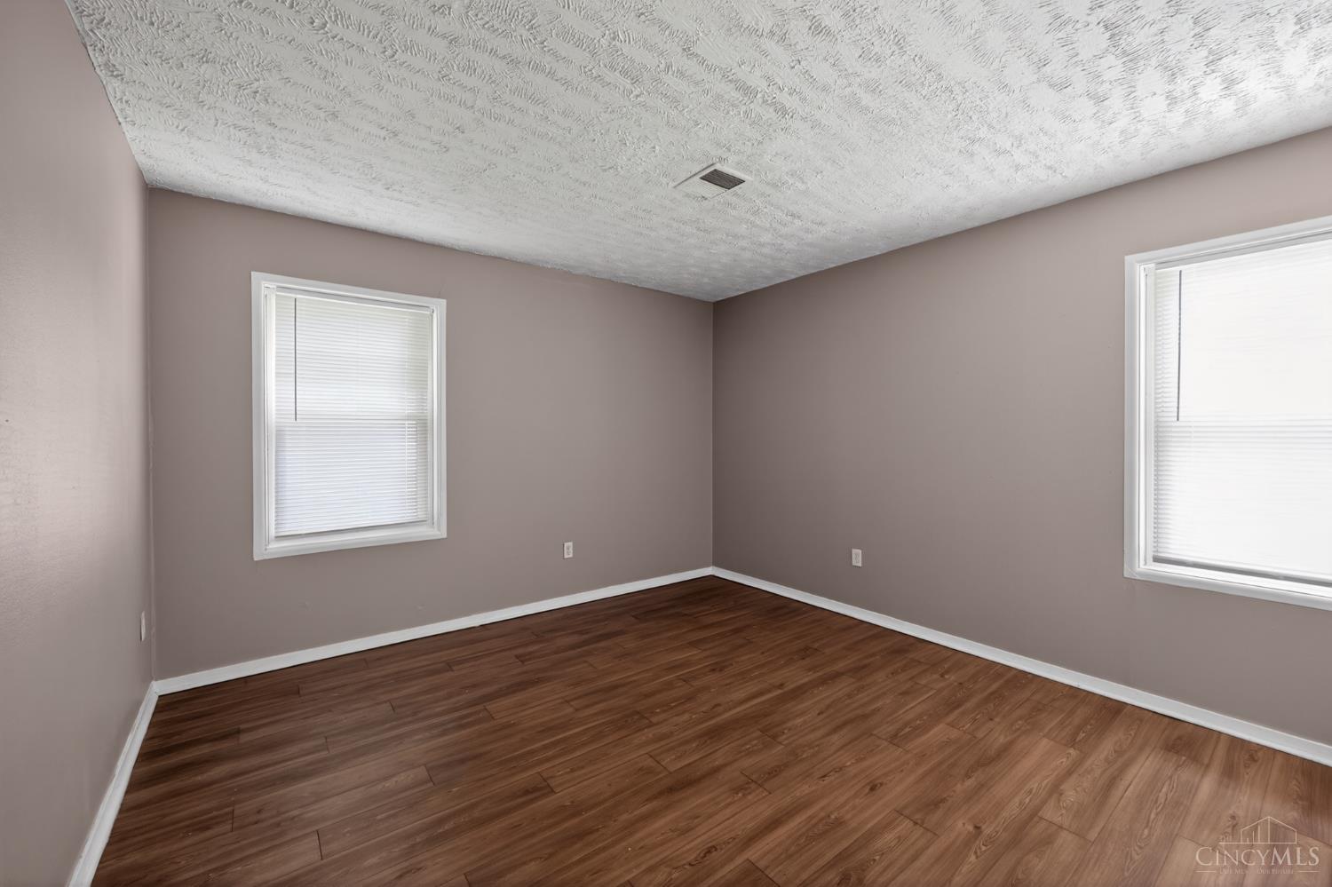 3206 Niagara, Cincinnati, OH, 45251 — photo 11