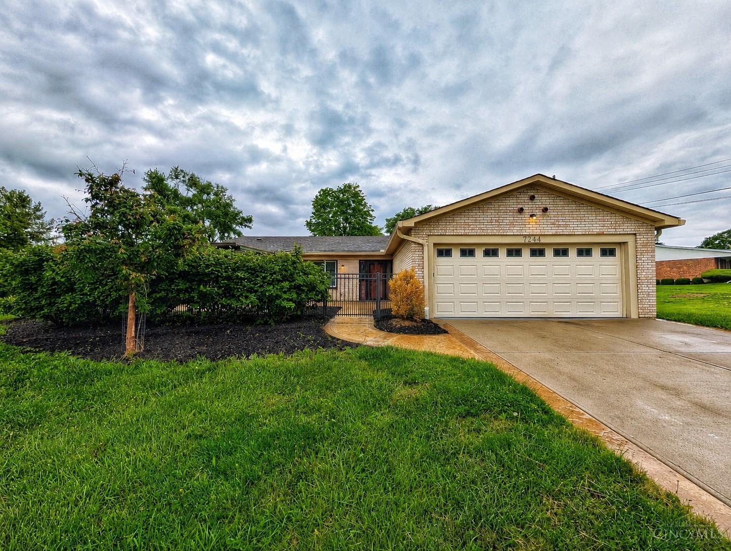 7244 Hollywood Drive, West Chester, OH, 45069