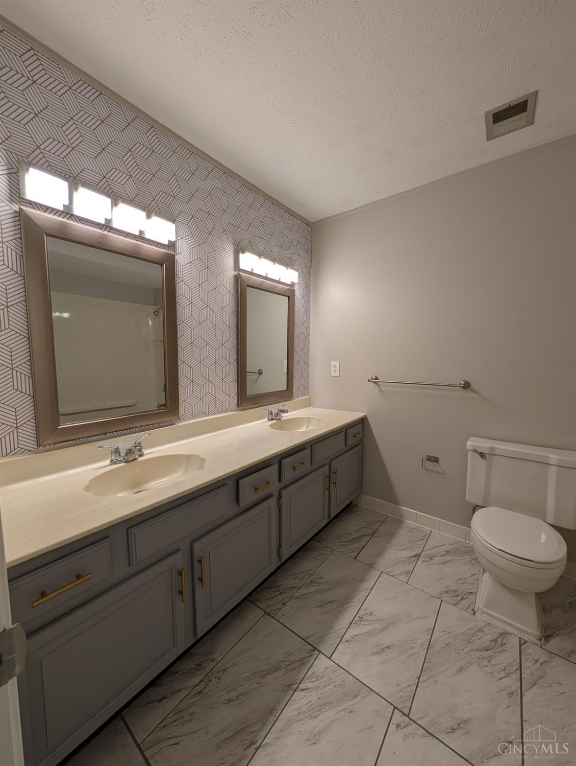 7244 Hollywood Drive, West Chester, OH, 45069 — photo 13