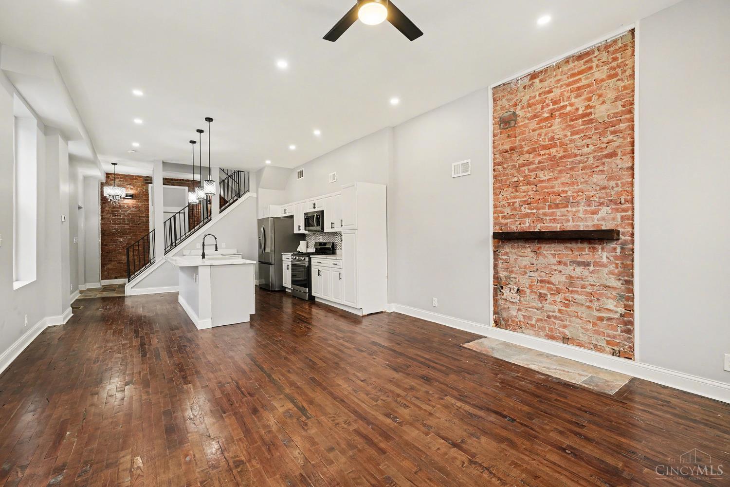 Homes for sale in Cincinnati, OH | 1769 Westwood Ave, Cincinnati, OH 45214 | MLS# 1879852
