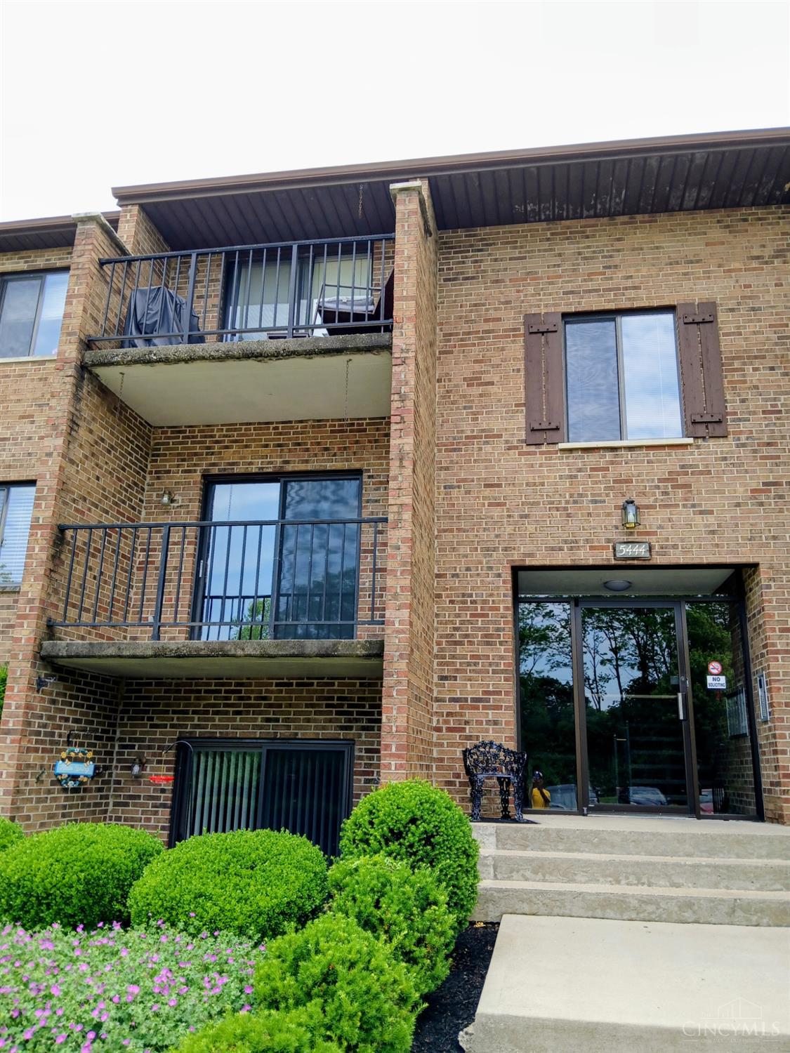 5444 Bluesky Drive #17, Green Twp, OH, 45247