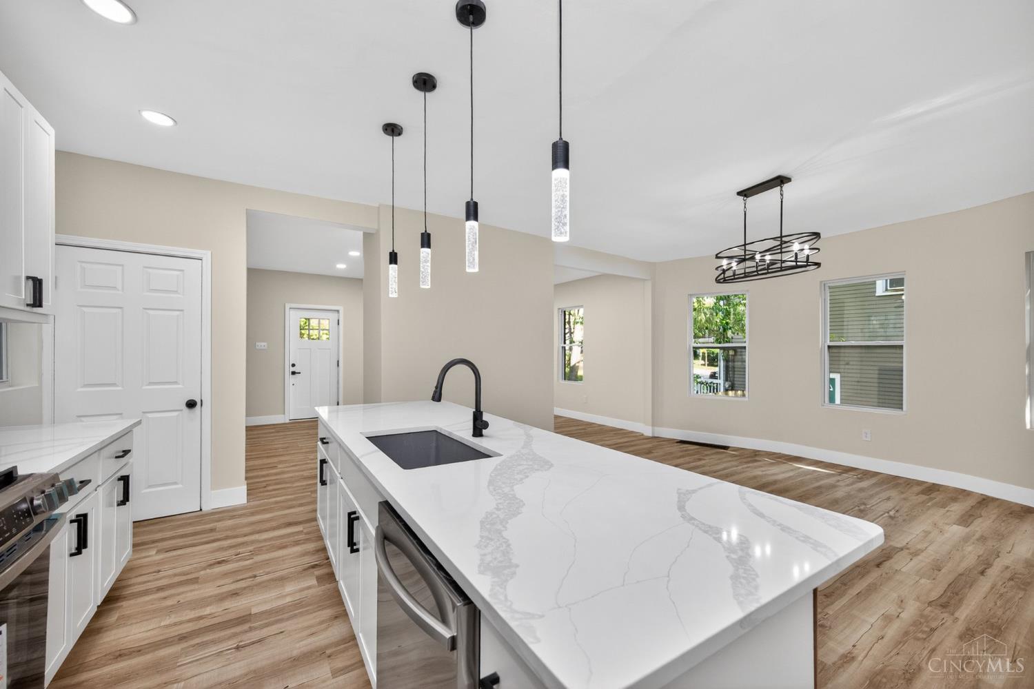 5345 Chapman Street, Cincinnati, OH, 45227 — photo 9
