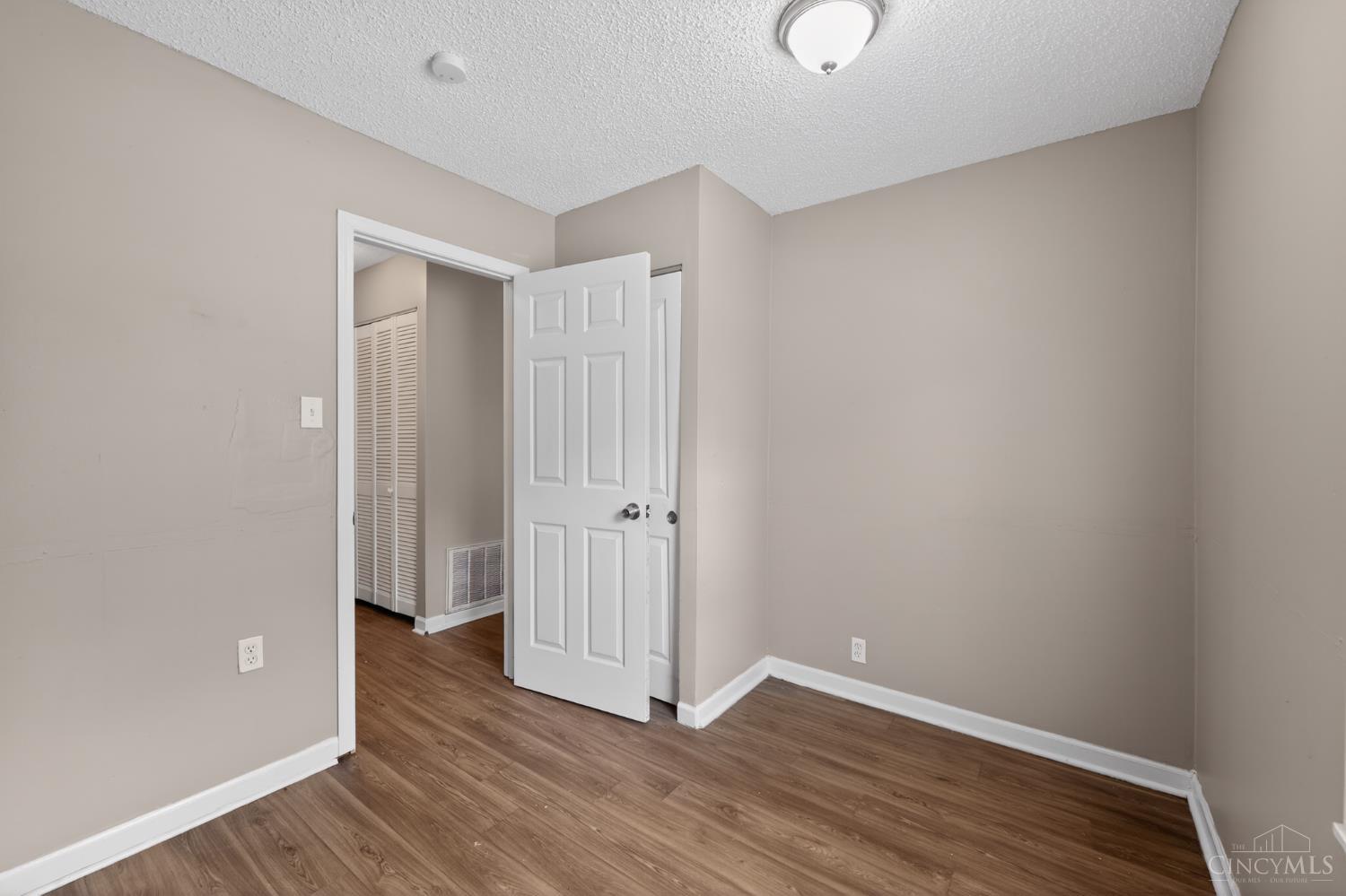 3206 Niagara, Cincinnati, OH, 45251 — photo 21