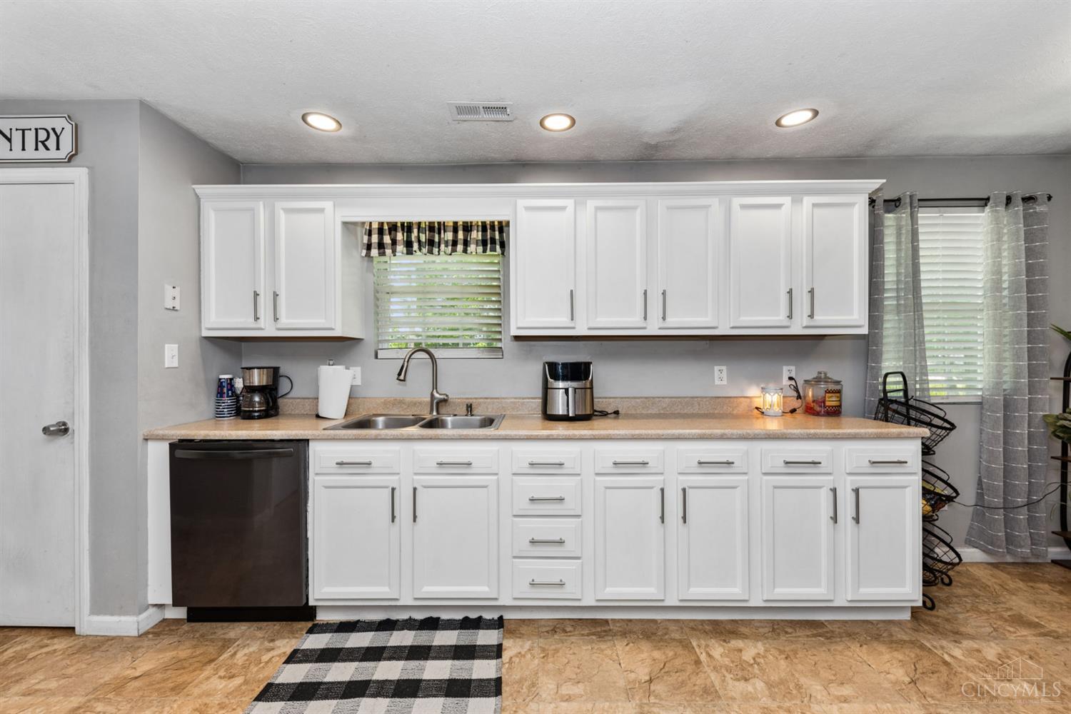 1 Chickasaw Cove, Franklin Twp, OH, 45171 — photo 12