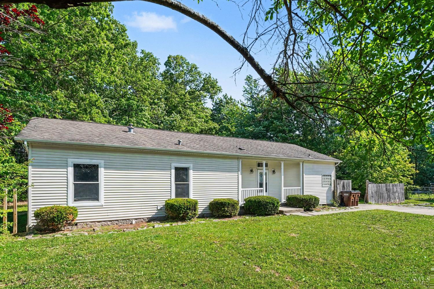Homes for sale in Williamsburg Twp, OH | 4229 E Fork Hills Dr, Williamsburg Twp, OH 45103 | MLS# 1879872