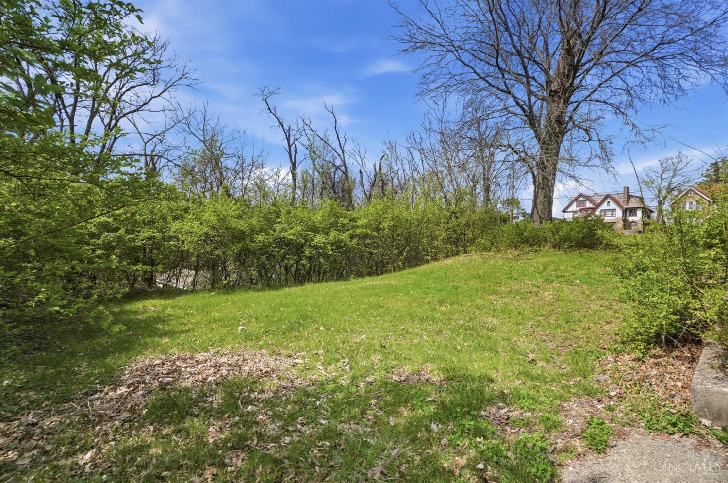 2551 Harrison Avenue, Cincinnati, OH, 45211
