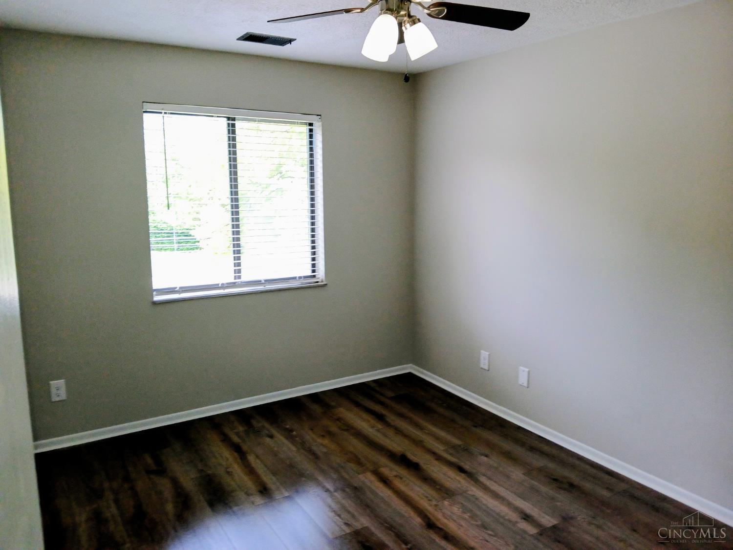 5444 Bluesky Drive #17, Green Twp, OH, 45247 — photo 7
