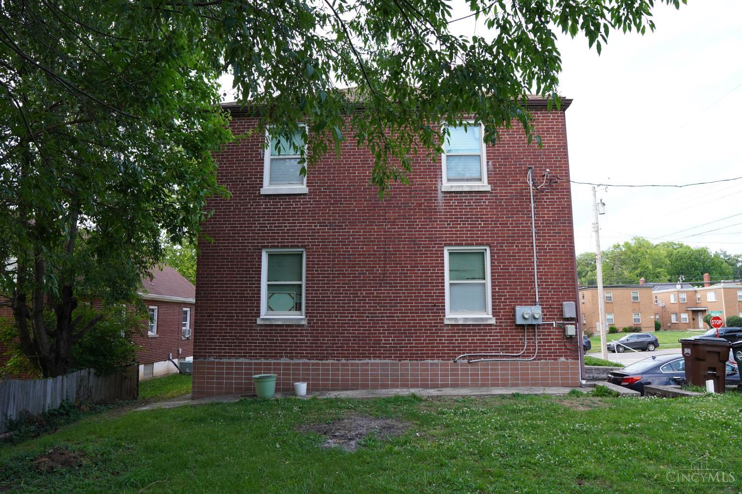 2345 Losantiville Avenue, Golf Manor, OH, 45237 — photo 4