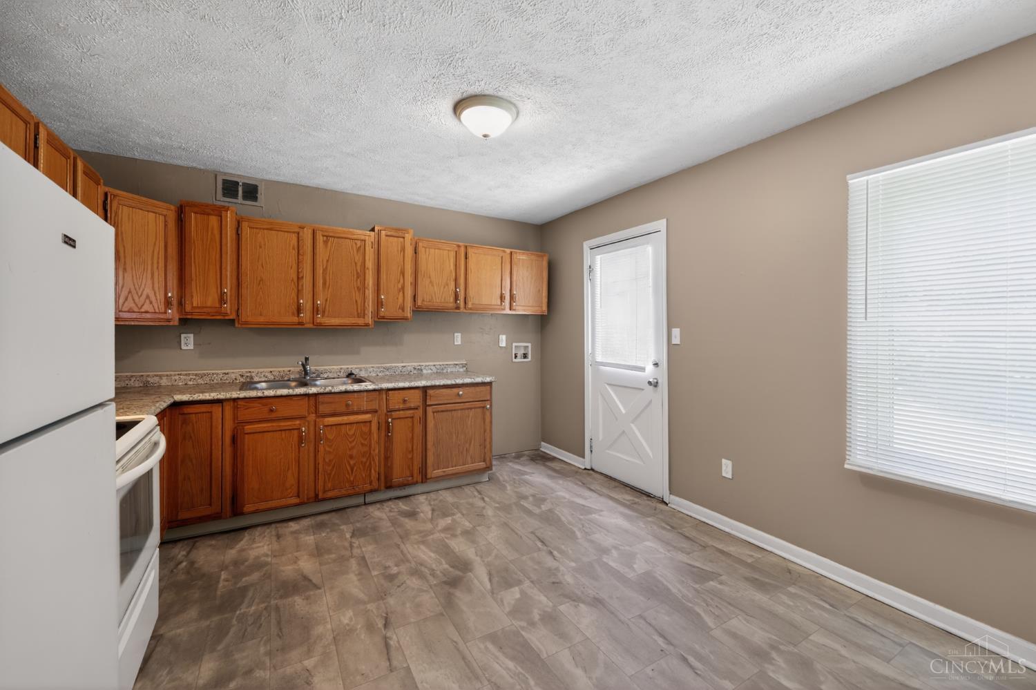 3206 Niagara, Cincinnati, OH, 45251 — photo 16