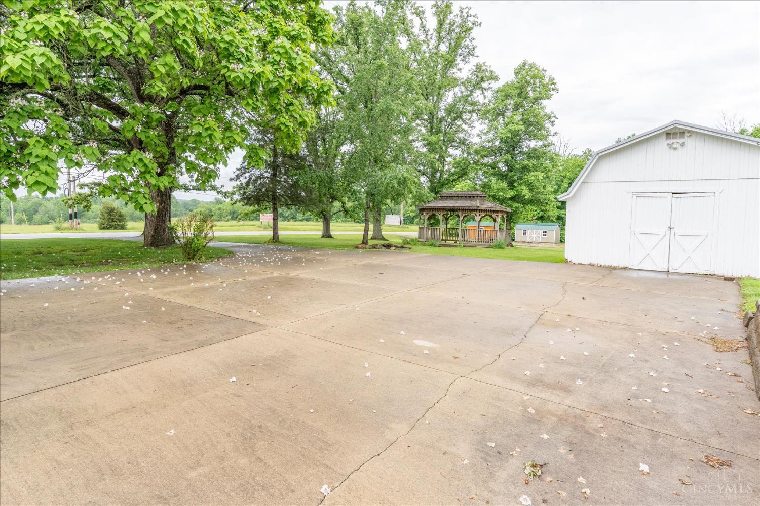 10529 North Shore Road, Paint Twp, OH, 45133 — photo 28