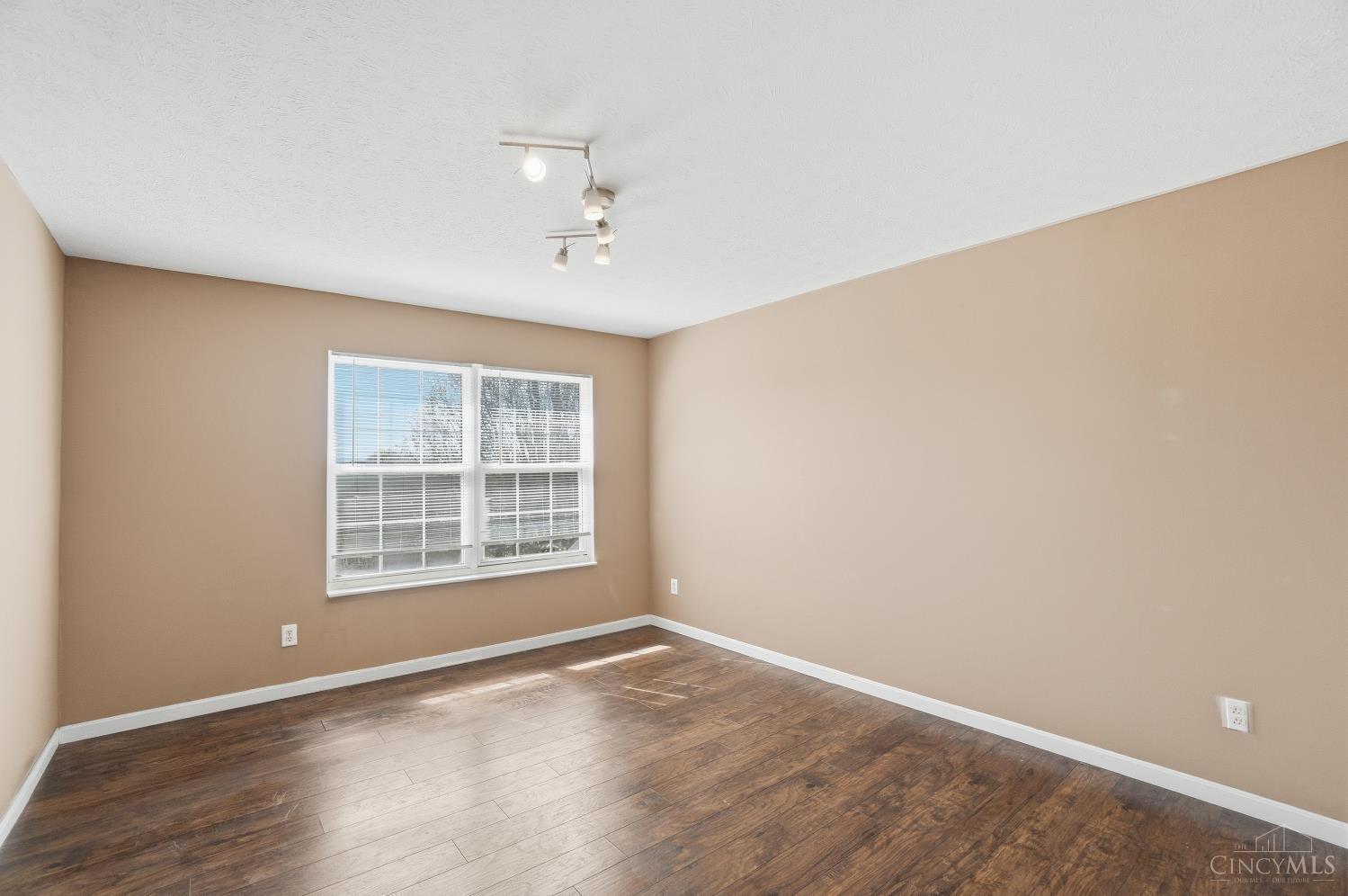 5795 Furlong Way, Liberty Twp, OH, 45011 — photo 47