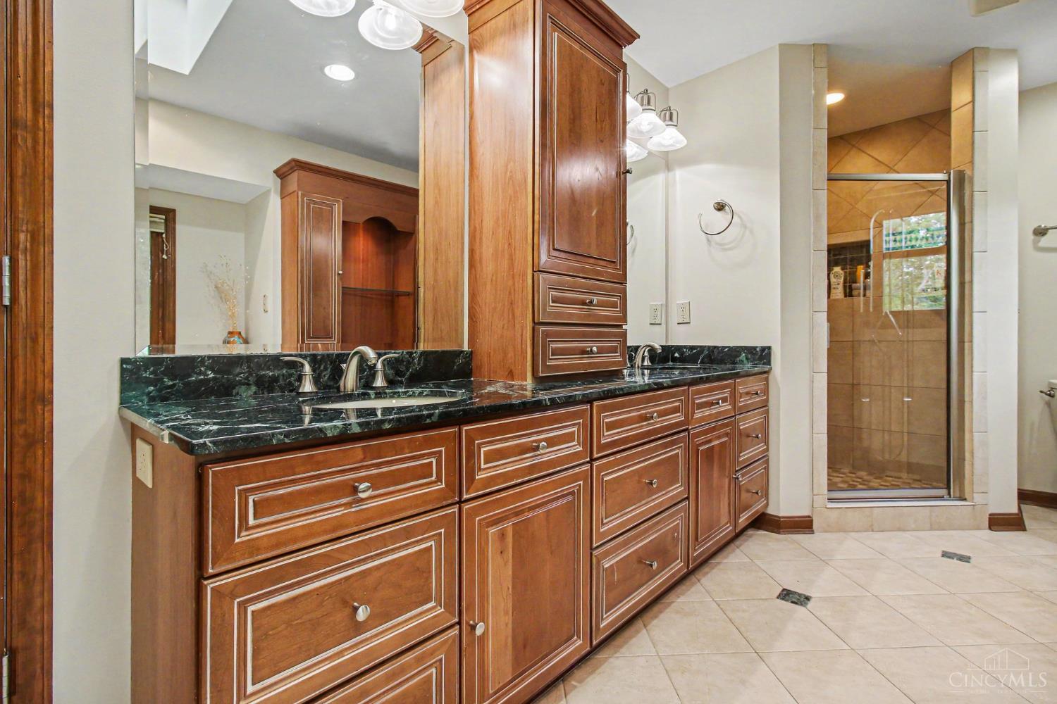 11411 Terwilligers Ridge Court, Symmes Twp, OH, 45249