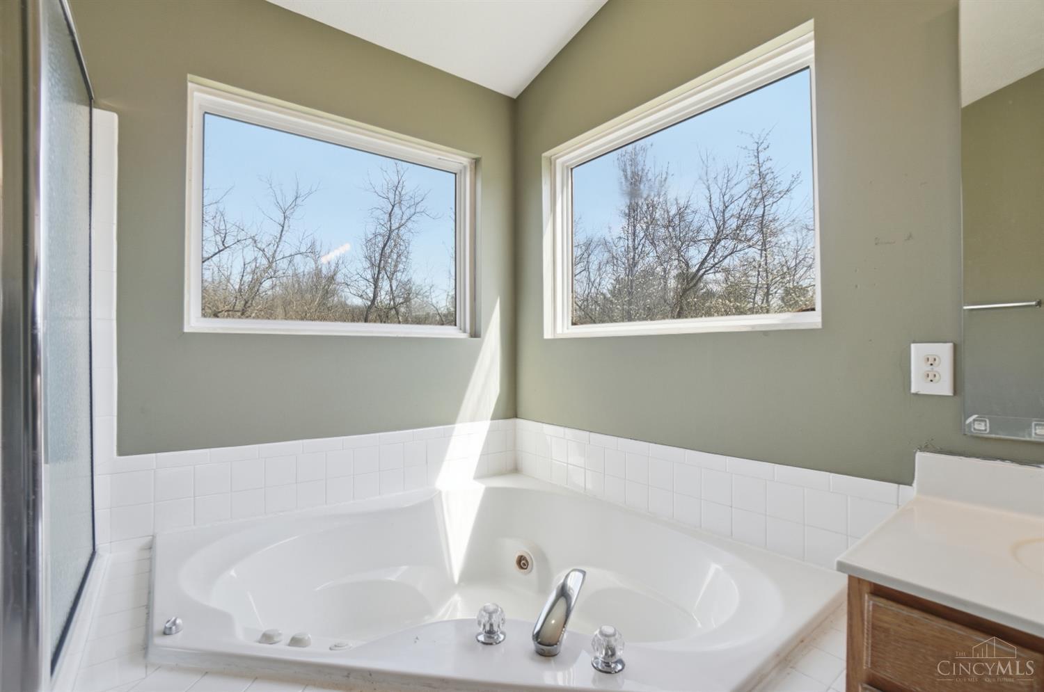 5795 Furlong Way, Liberty Twp, OH, 45011 — photo 35