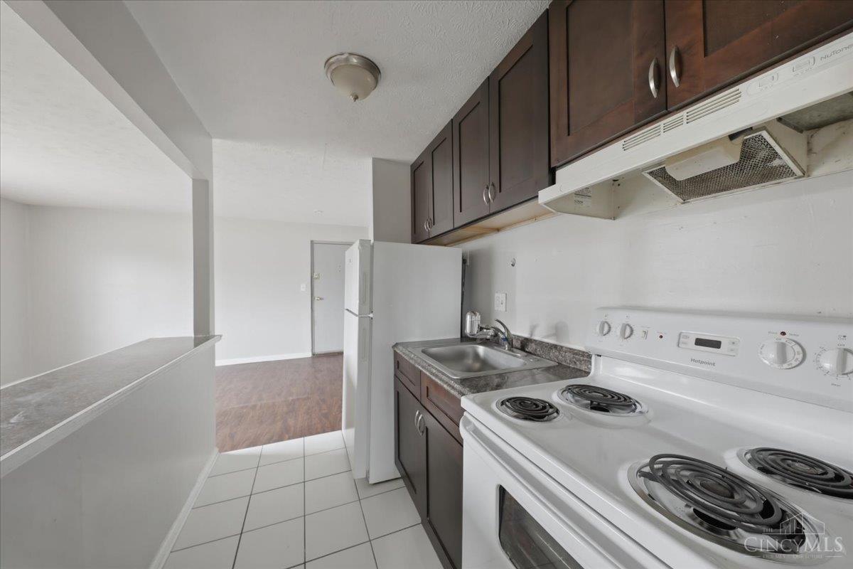 1209 Galbraith Road, Cincinnati, OH, 45231 — photo 12