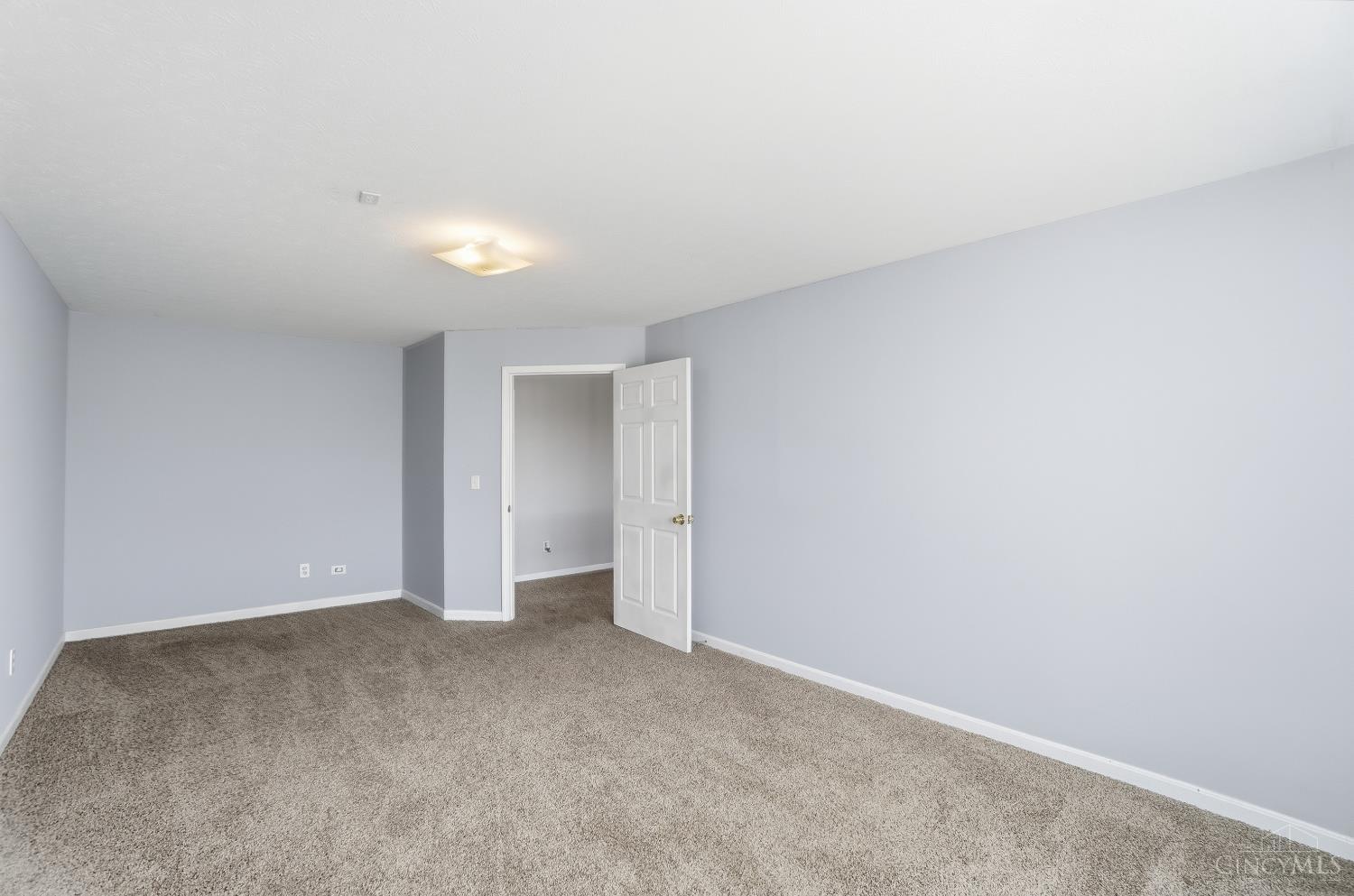 5795 Furlong Way, Liberty Twp, OH, 45011 — photo 39