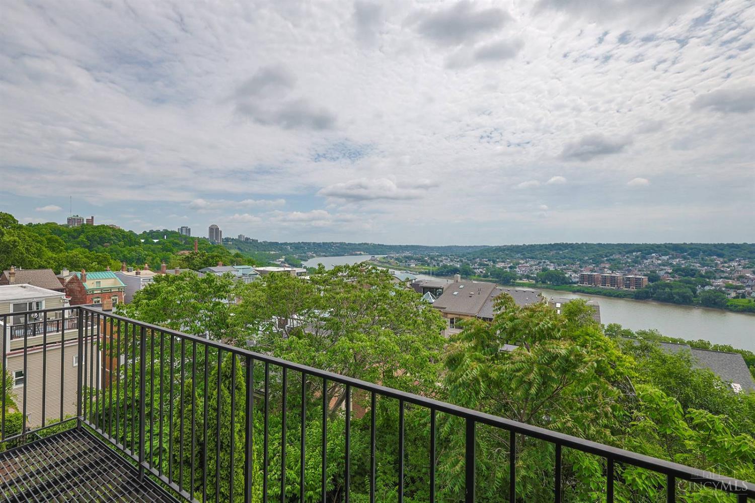 1130 Carney Street, Cincinnati, OH, 45202 — photo 8