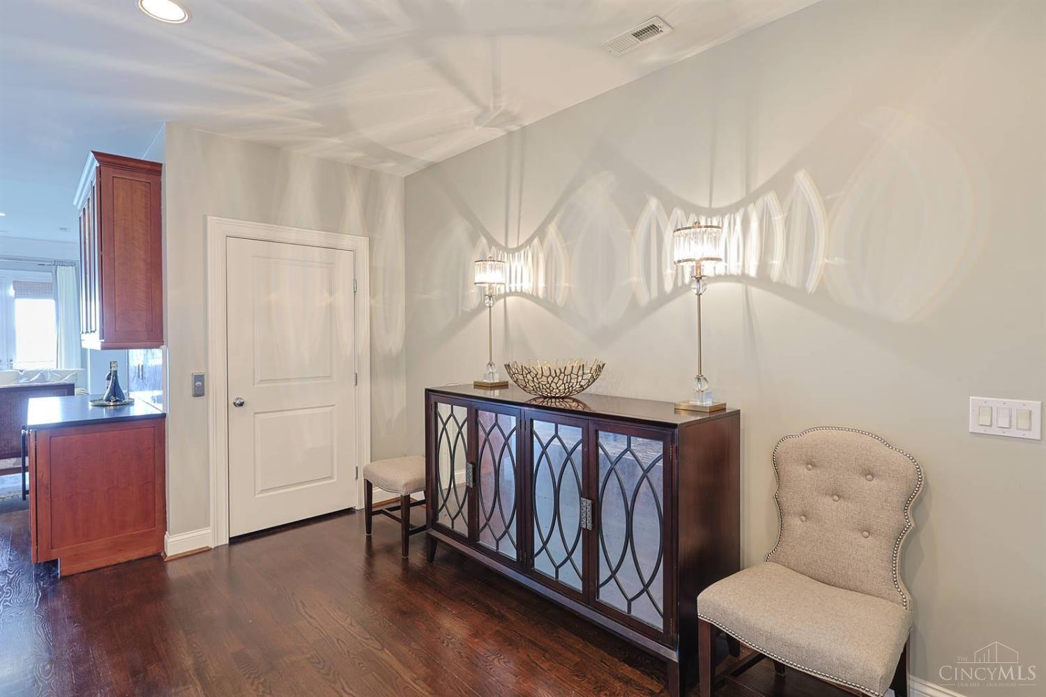 1130 Carney Street, Cincinnati, OH, 45202 — photo 17