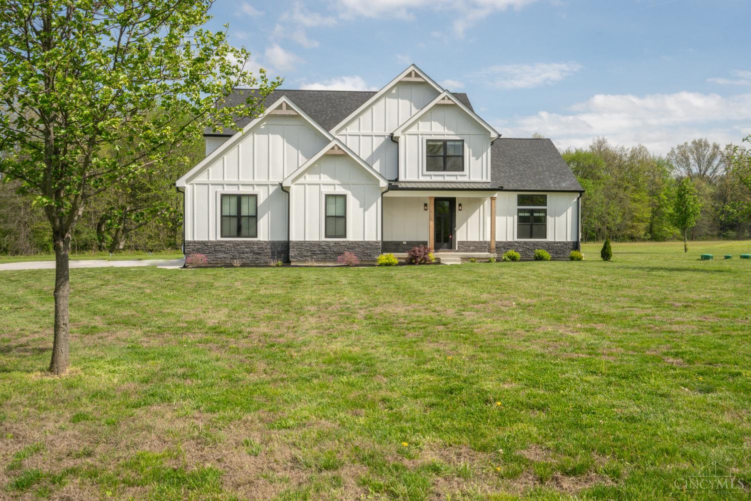 Homes for sale in Tate Twp, OH | 2668 Harry A Hill Dr, Tate Twp, OH 45106 | MLS# 1879977