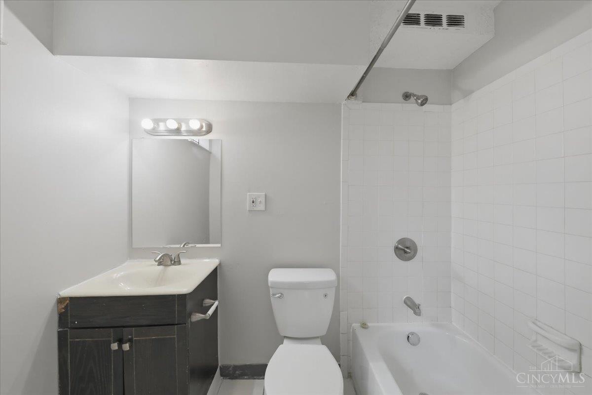 1209 Galbraith Road, Cincinnati, OH, 45231 — photo 7